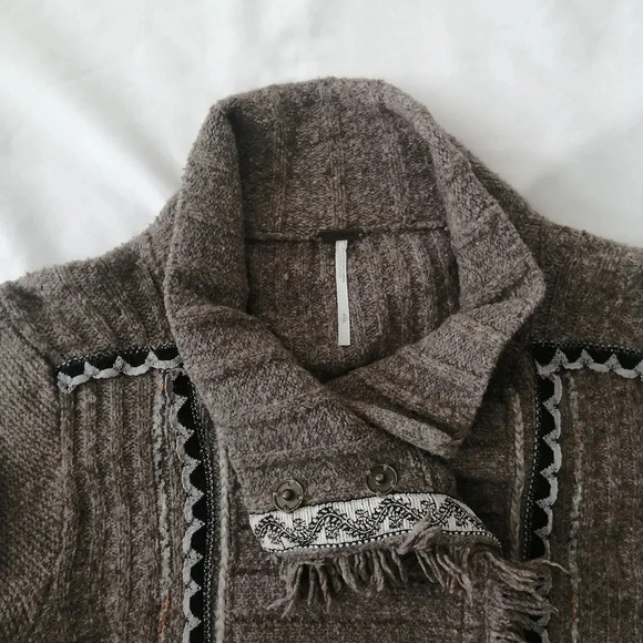 Free People Cuddle Bear Admiral Chenille Knit Double Breasted Cardigan Small - Picture 11 of 16